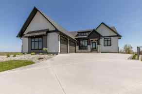 Just listed Southridge Homes for sale 605 Gold Canyon Cove S in Southridge Lethbridge 