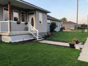Just listed Bankview Homes for sale 614 1 Street SW in Bankview Drumheller 
