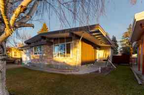 Just listed Lakeview Homes for sale 1407 28 Street S in Lakeview Lethbridge 