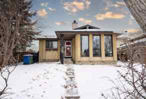 Just listed Ridgegate Homes for sale 12 Ridgegate Way SW in Ridgegate Airdrie 