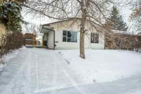Just listed Temple Homes for sale 208 Templeside Circle NE in Temple Calgary 