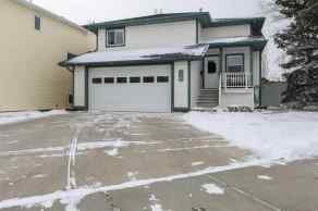 Just listed Heritage Heights Homes for sale 70 Heritage Circle W in Heritage Heights Lethbridge 
