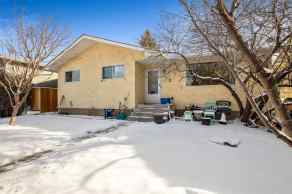 Just listed East End Homes for sale 112 Baird Avenue  in East End Cochrane 