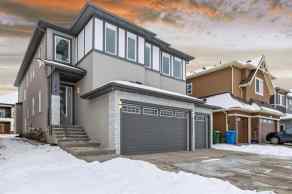 Just listed Kinniburgh Homes for sale 182 kinniburgh Crescent  in Kinniburgh Chestermere 