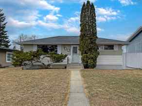 Just listed  Homes for sale 88 Glenpatrick Drive SW in  Calgary 