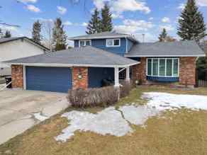 Just listed Grandview Homes for sale 6210 49 Avenue  in Grandview Camrose 
