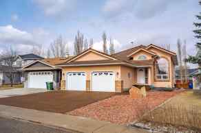 Just listed Waterstone Homes for sale 344 Waterstone Place SE in Waterstone Airdrie 