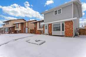 Just listed Castleridge Homes for sale 43 Castlebrook Way NE in Castleridge Calgary 