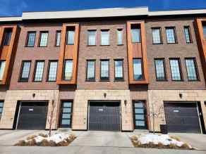 Row/Townhouse  Northwest Real Estate