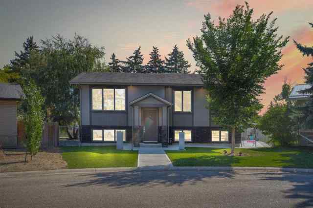 1018 2 Street SW in NONE High River MLS® #A2109248