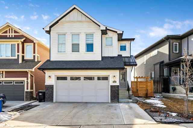 240 Lucas Crescent NW in  Calgary