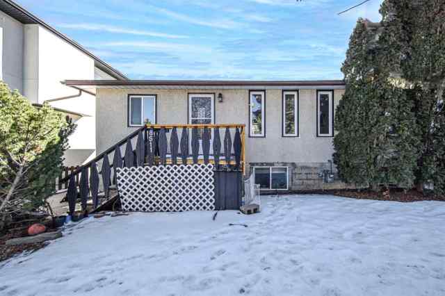 8511 47 Avenue NW in Bowness Calgary MLS® #A2115479