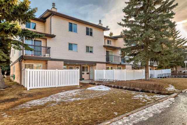 15, 3745 Fonda Way SE in Forest Heights Calgary