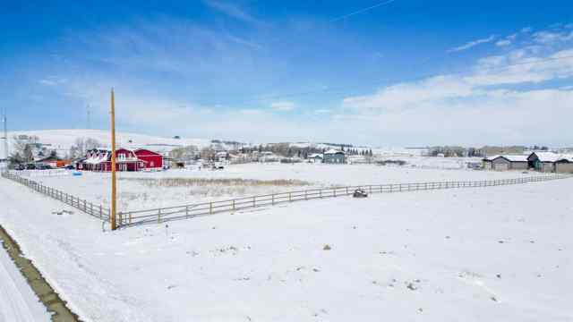 NONE real estate  off Hwy 501   in NONE Rural Cardston County