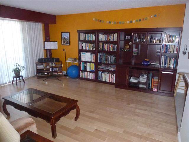 MLS® #C4173912 - #2301 202 Braeglen CL Sw in Braeside Calgary