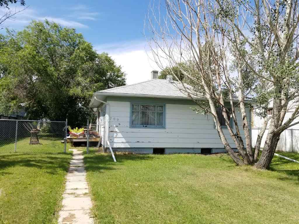 709 3 Street Se Drumheller Ab T0j 0y6 Mls A1019711