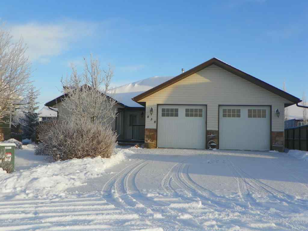 838 1 Street Place Three Hills, AB, T0M 2A0 MLS® A1050608