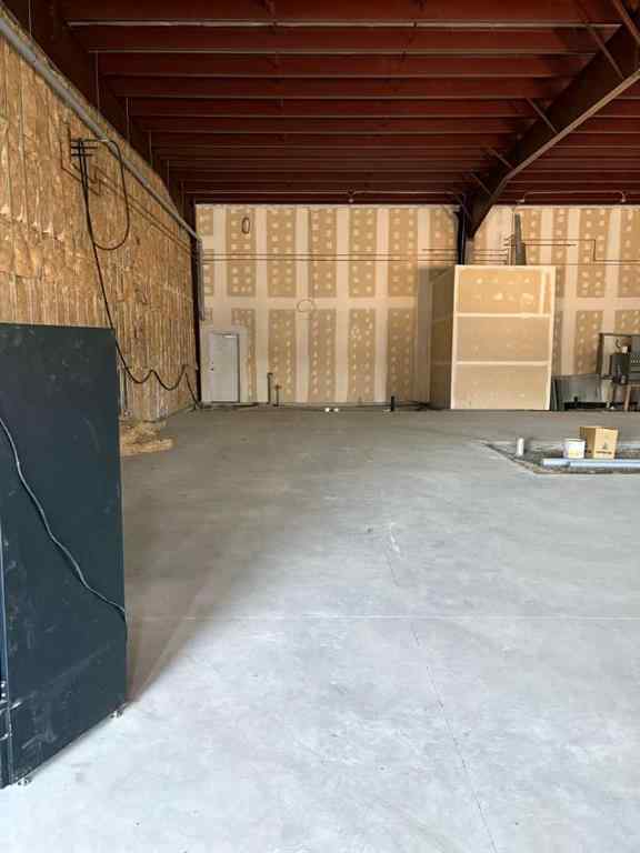 MLS® A1055971 - Unit #3 1370 Robinson Avenue  in Hawkridge Estates Penhold, Commercial