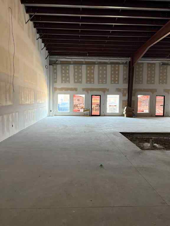 MLS® A1055995 - Unit #4 1370 Robinson Avenue  in Hawkridge Estates Penhold, Commercial