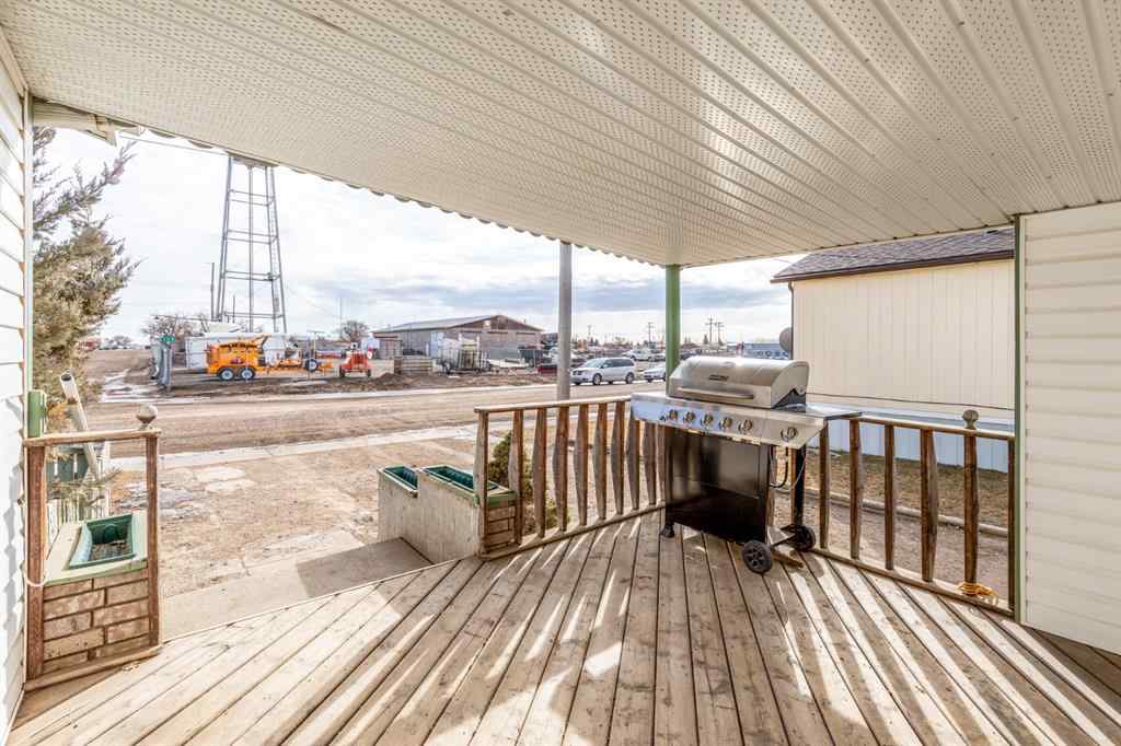 601 4 Street W Bow Island, Alberta, T0K 0G0 MLS® A1072013