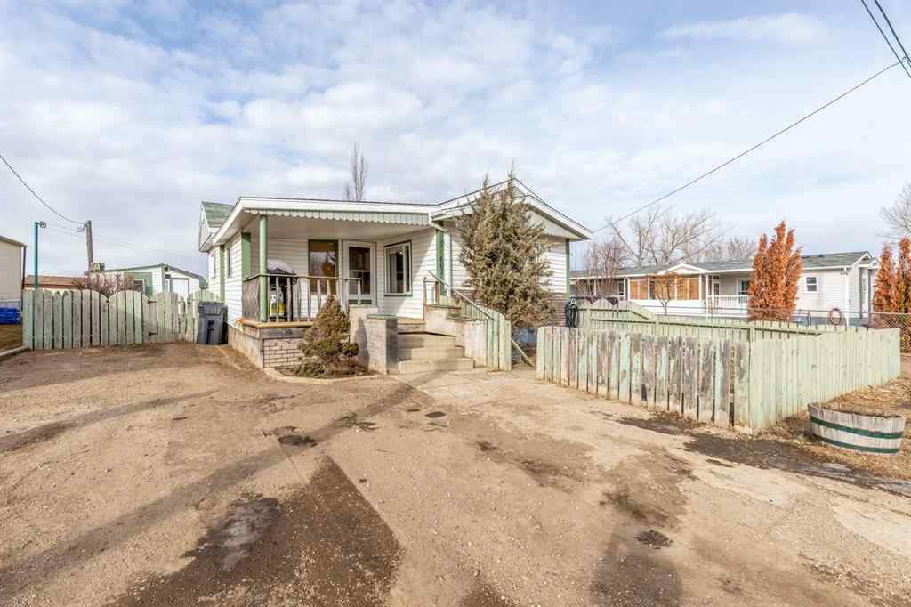 601 4 Street W Bow Island, Alberta, T0K 0G0 MLS® A1072013