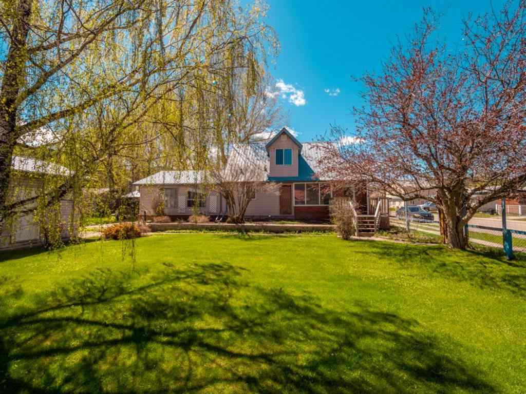 1338 83 Street Crowsnest Pass Ab T0k 0m0 Mls A1079026