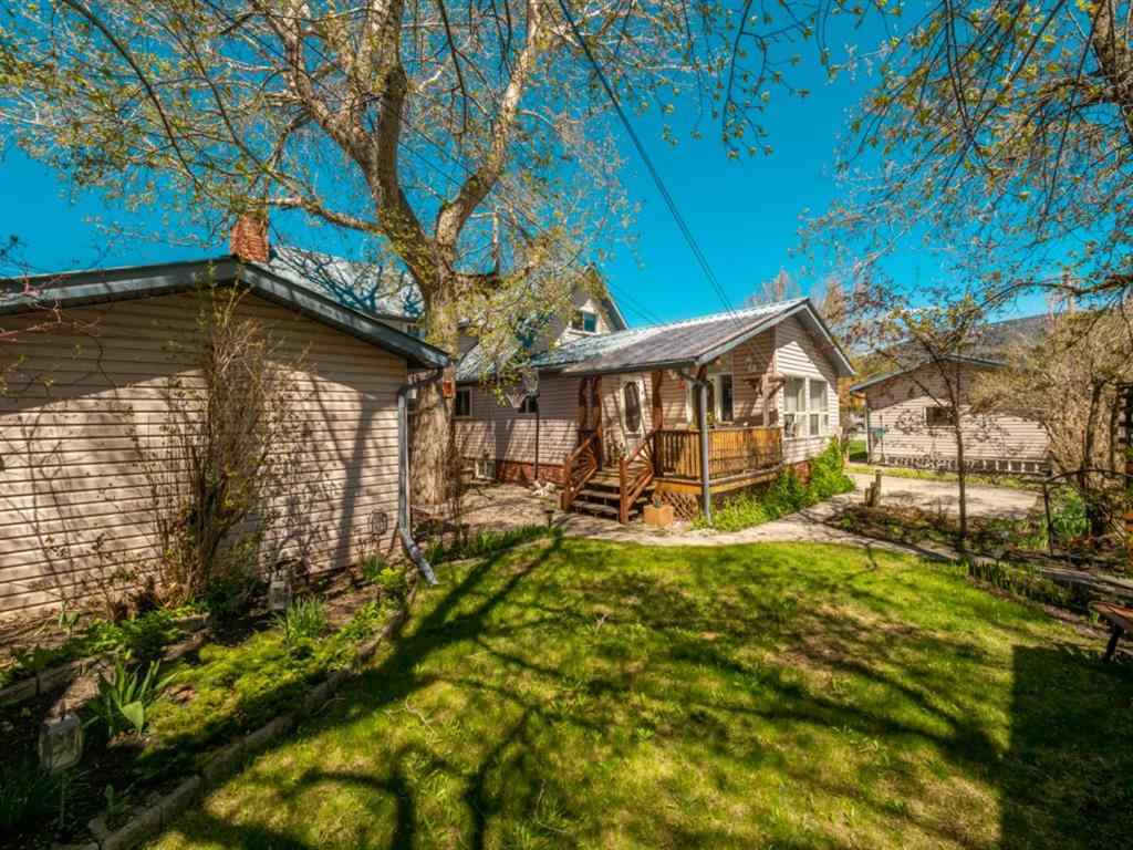 1338 83 Street Crowsnest Pass Ab T0k 0m0 Mls A1079026