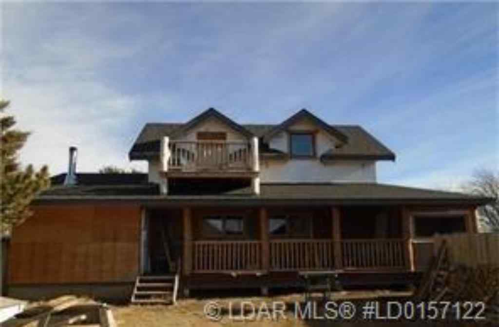210 Hamilton Avenue Lundbreck, Alberta, T0K 1H0 MLS® A1096107