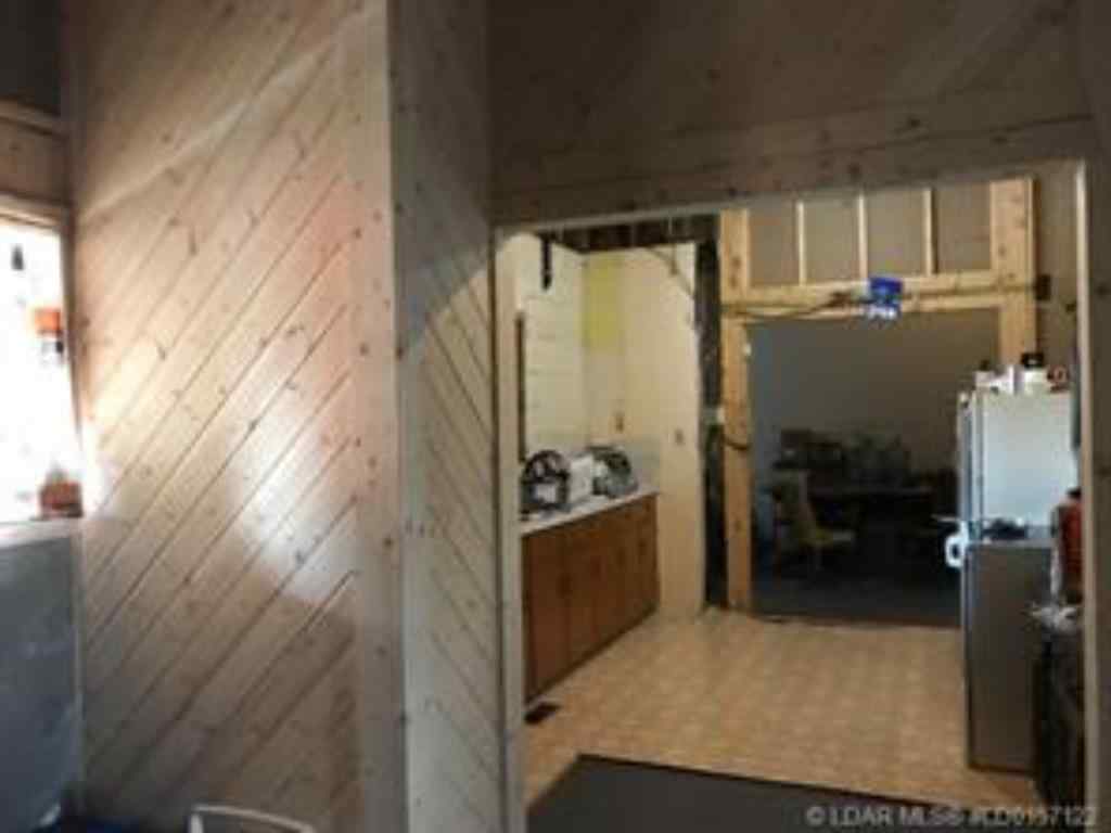 210 Hamilton Avenue Lundbreck, Alberta, T0K 1H0 MLS® A1096107