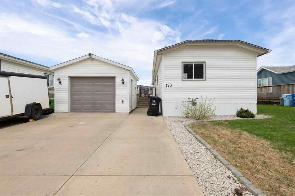 120 Arabian Drive Fort McMurray, Alberta, T9H 5K4 MLS® A1115128