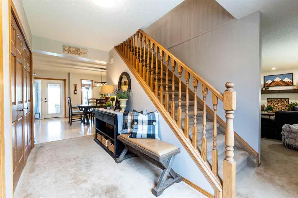 MLS® A1115383 259 Eagle Butte Avenue Dunmore, Alberta, T1B 0K2 MLS® A1115383 259 Eagle Butte Avenue Dunmore, Alberta, T1B 0K2