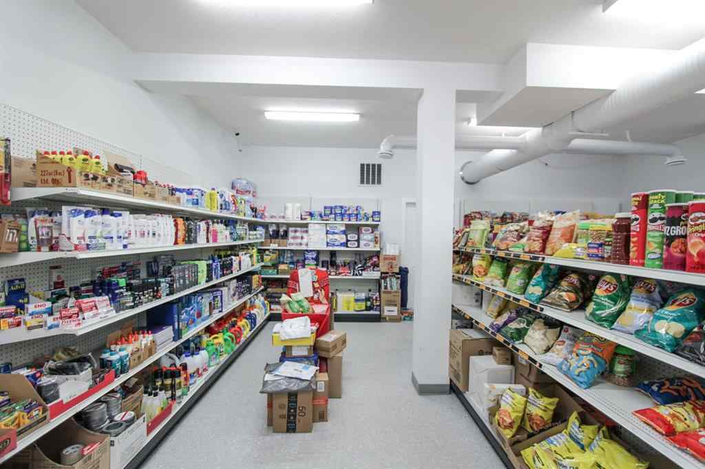 MLS® A1200318 - 6104 Bowness Road NW in Bowness Calgary, Commercial