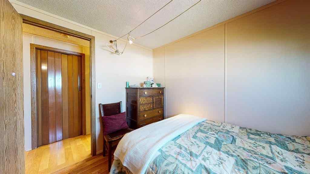 MLS® A1225229 - 711 8 Avenue E in NONE Bow Island, Commercial