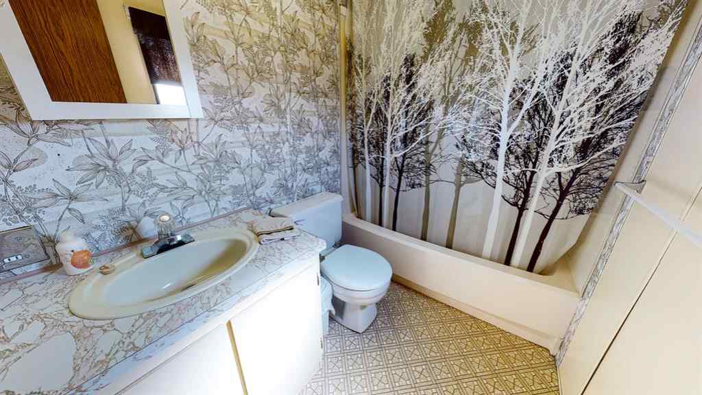 MLS® A1225229 - 711 8 Avenue E in NONE Bow Island, Commercial