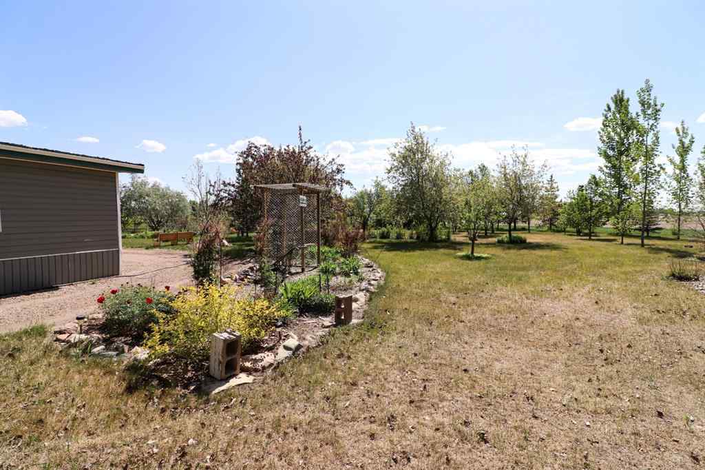 MLS® A1225229 - 711 8 Avenue E in NONE Bow Island, Commercial