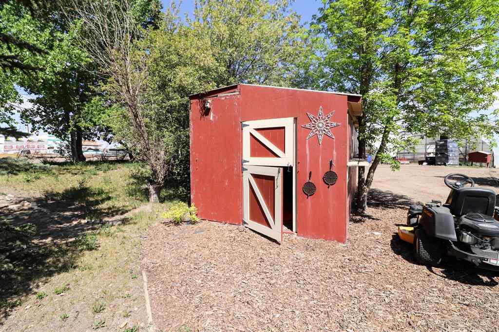 MLS® A1225229 - 711 8 Avenue E in NONE Bow Island, Commercial