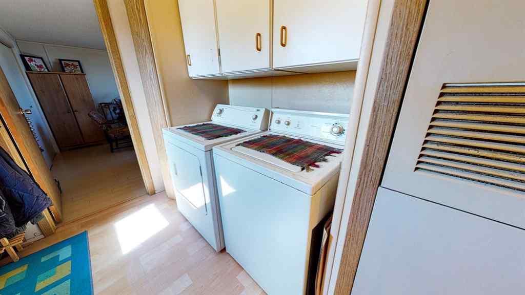 MLS® A1225229 - 711 8 Avenue E in NONE Bow Island, Commercial