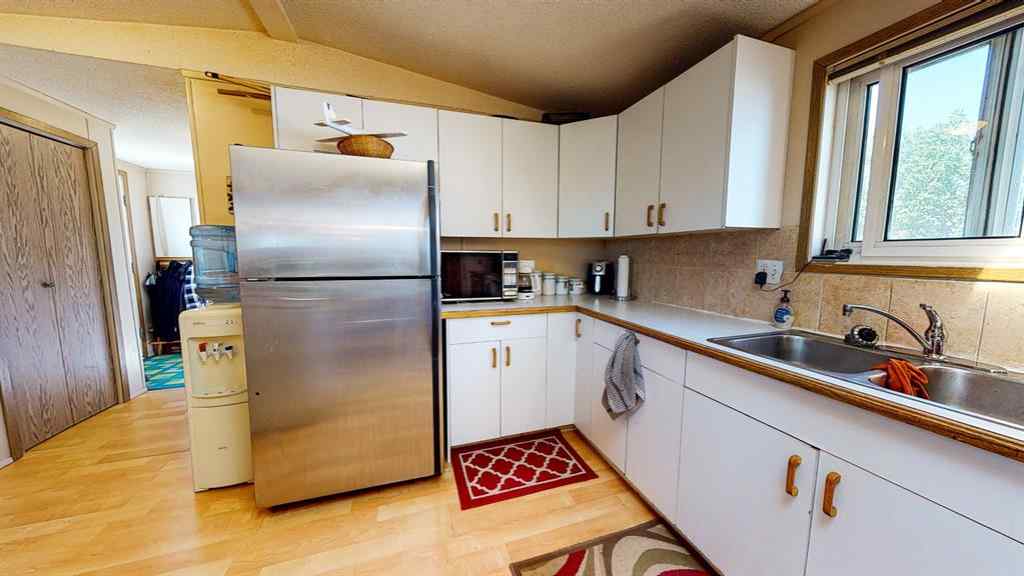 MLS® A1225229 - 711 8 Avenue E in NONE Bow Island, Commercial