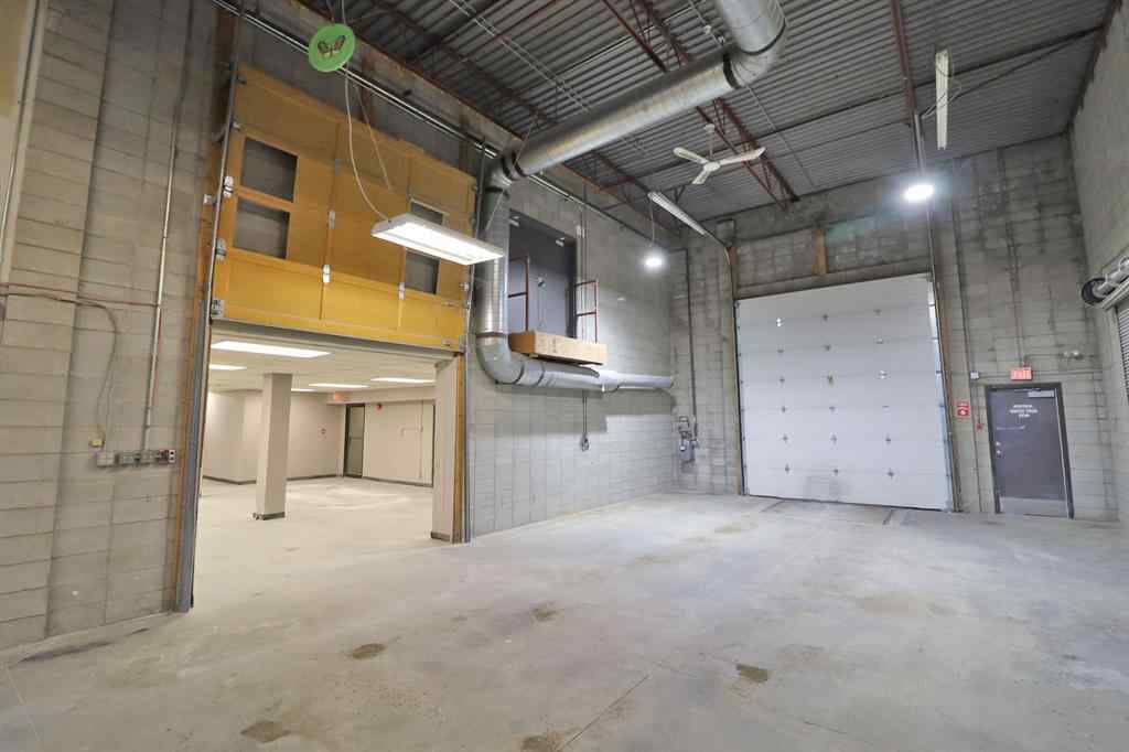 MLS® A2012039 - Unit #126 1530 27 Avenue NE in South Airways Calgary, Commercial