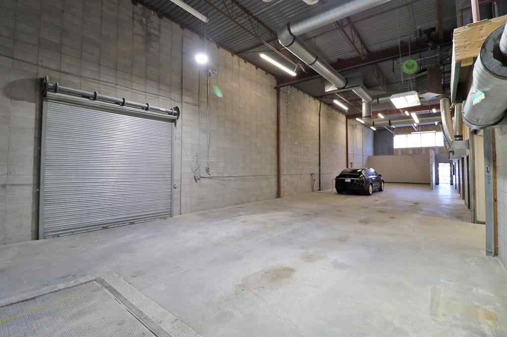 MLS® A2012039 - Unit #126 1530 27 Avenue NE in South Airways Calgary, Commercial