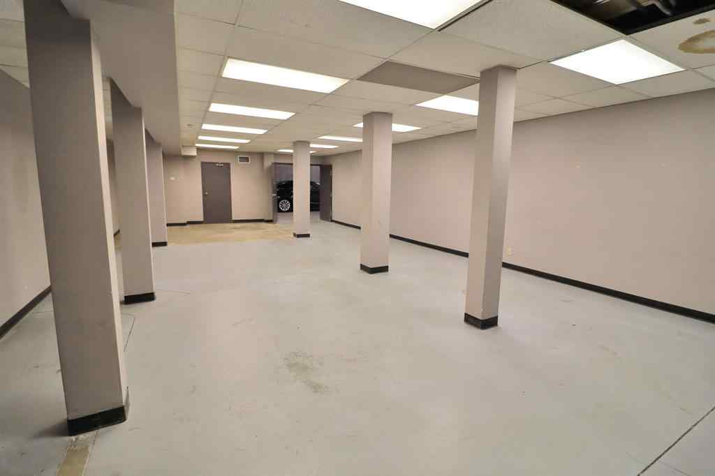 MLS® A2012039 - Unit #126 1530 27 Avenue NE in South Airways Calgary, Commercial