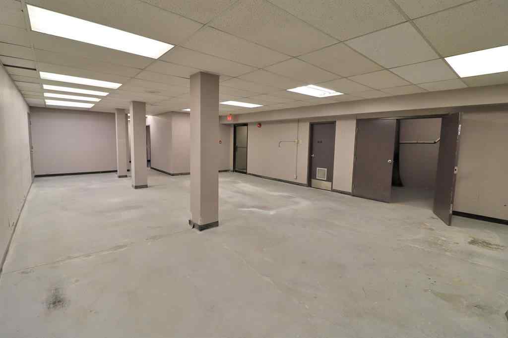 MLS® A2012039 - Unit #126 1530 27 Avenue NE in South Airways Calgary, Commercial