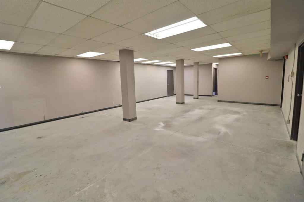 MLS® A2012039 - Unit #126 1530 27 Avenue NE in South Airways Calgary, Commercial