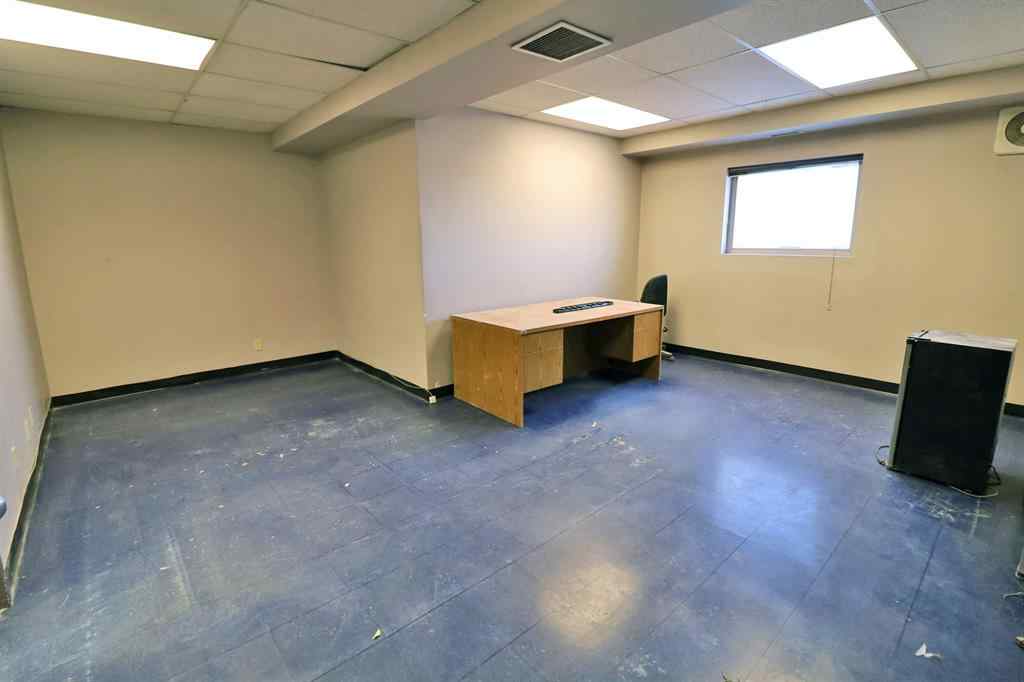 MLS® A2012039 - Unit #126 1530 27 Avenue NE in South Airways Calgary, Commercial