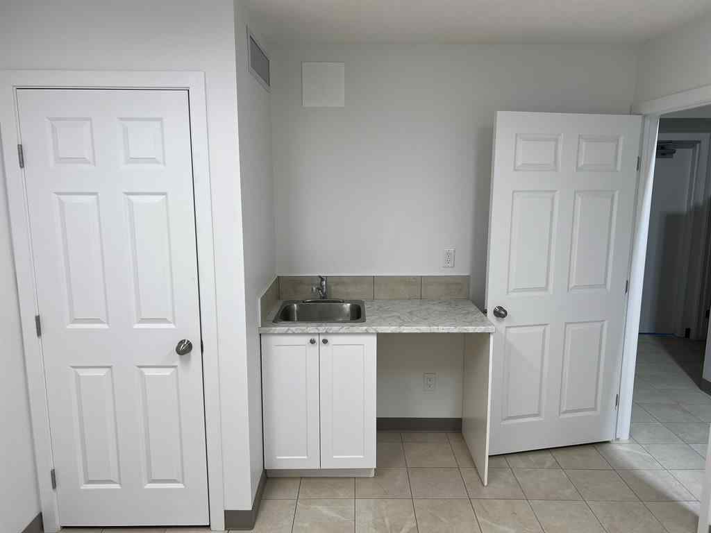MLS® A2018030 - Unit #105 10071 120 Avenue  in Northridge Grande Prairie, Commercial