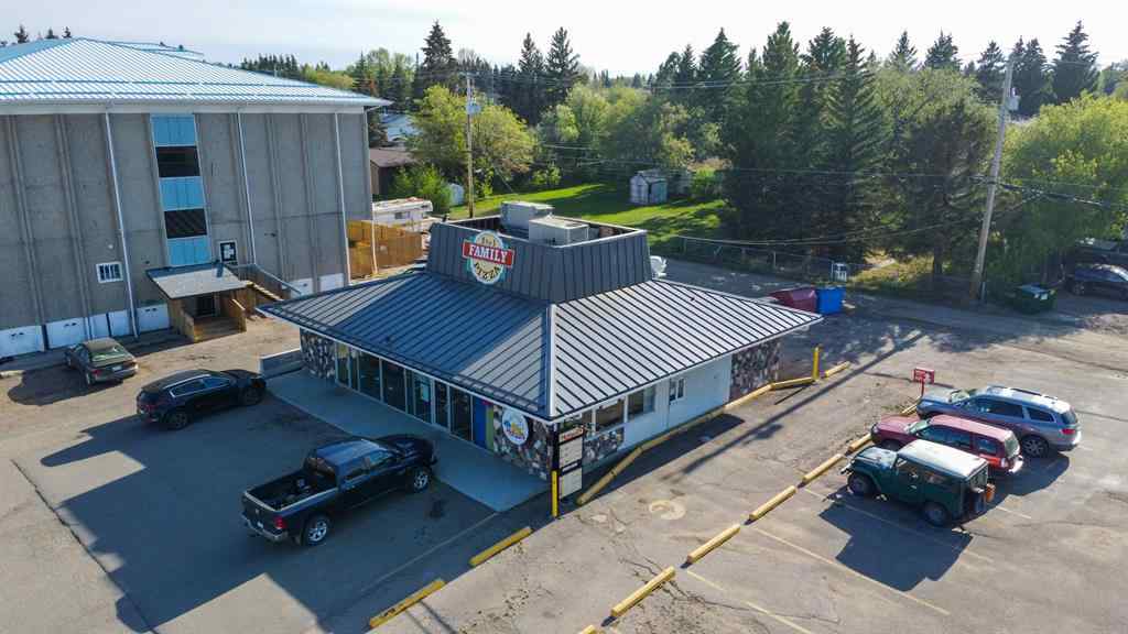 MLS® A2024177 - 3314 50 Avenue  in Steele Heights Lloydminster, Commercial