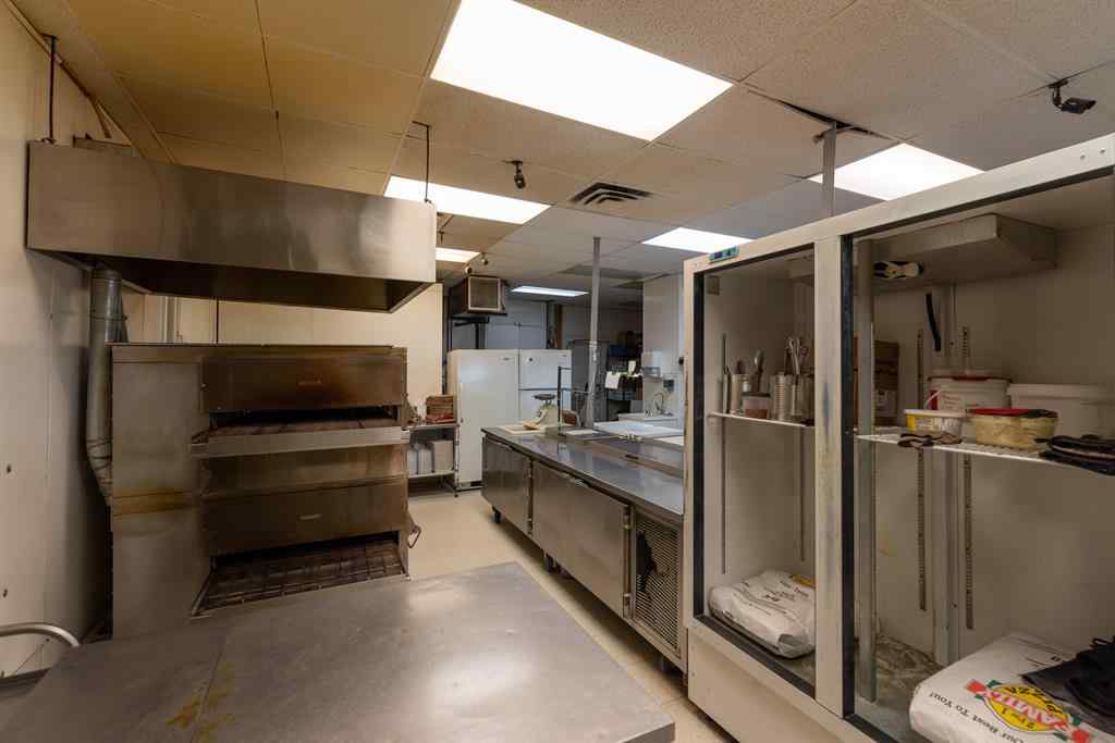 MLS® A2024177 - 3314 50 Avenue  in Steele Heights Lloydminster, Commercial