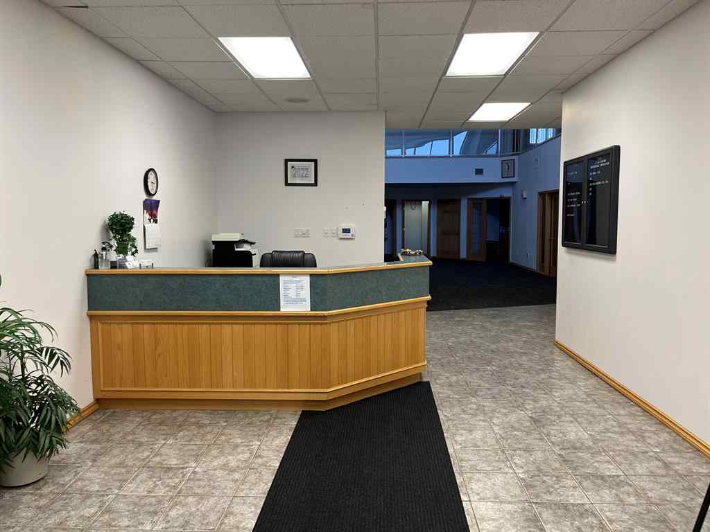 MLS® A2031252 - Unit #205 105 6 Avenue SE in NONE Slave Lake, Commercial