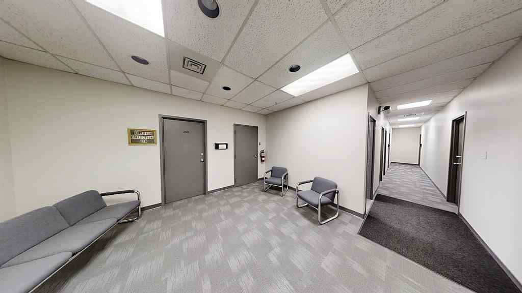 MLS® A2032282 - Unit #200 9914 109 Avenue  in VLA Montrose Grande Prairie, Commercial