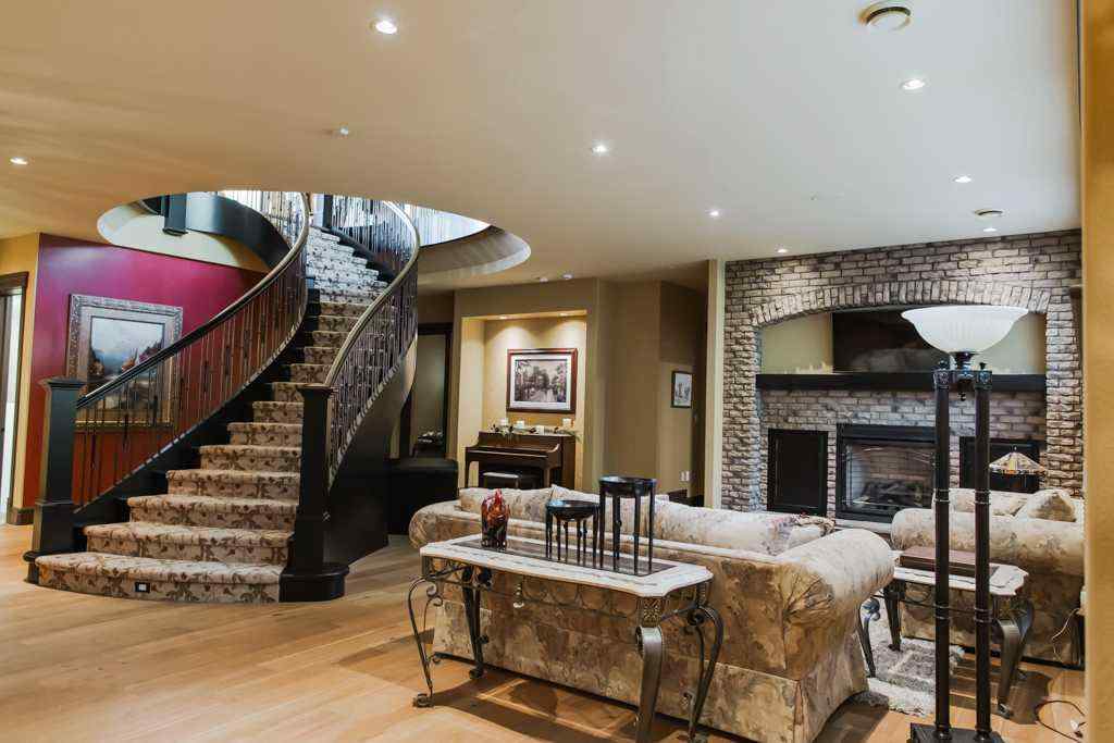 MLS® A2043284 - 8102 Willow Grove Way  in Taylor Estates Rural Grande Prairie No. 1, County of, Residential